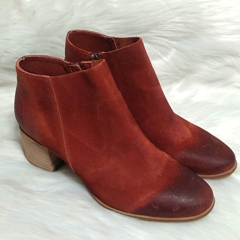 (X9) SALE! NWOT Anthropologie Antelope Ombre Suede Boots Sz.39